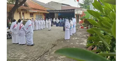Kegiatan Upacara Bendera